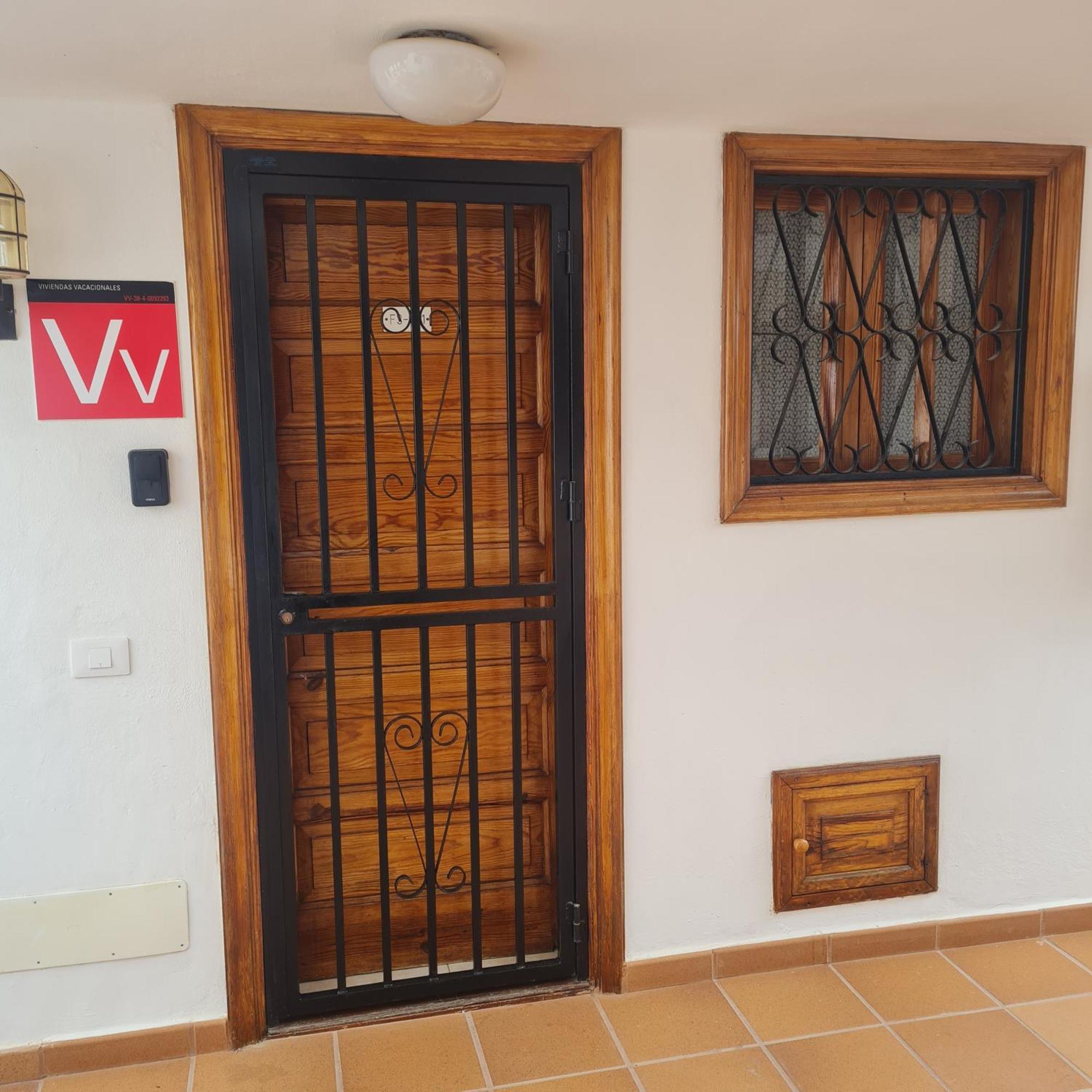Parque Santiago II Two Bedrooms With Amazing Views Arona  Bilik gambar